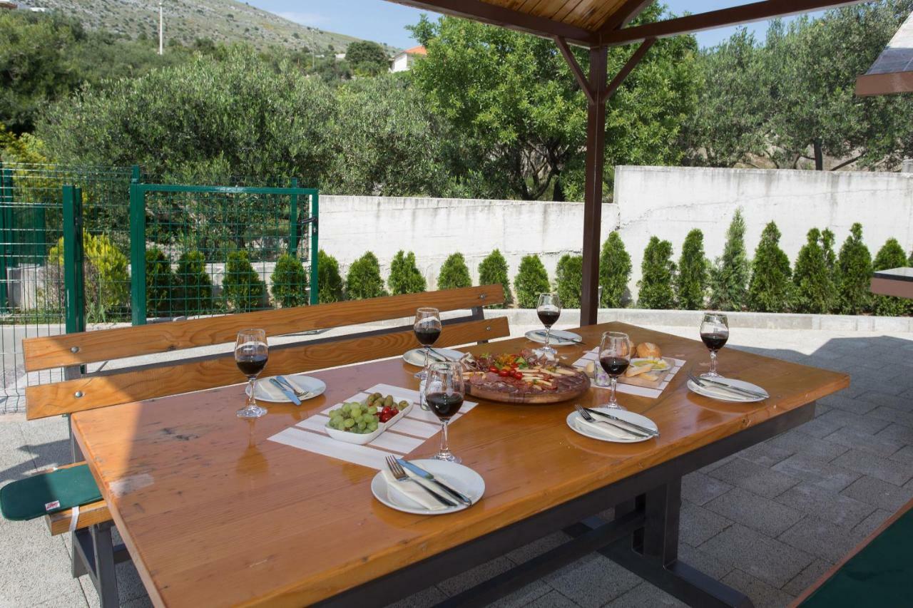 Villa Honey Seget Vranjica Exterior foto